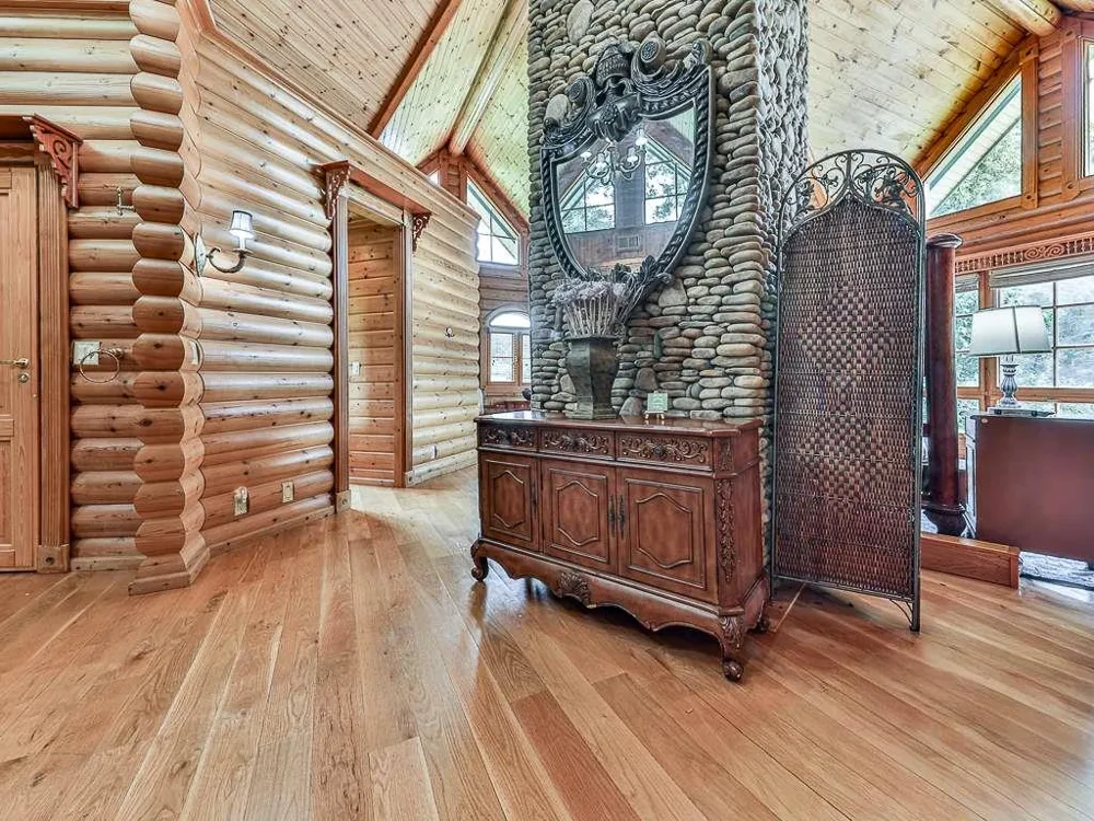 201 Mountainside Parkway Ellijay, GA 30536