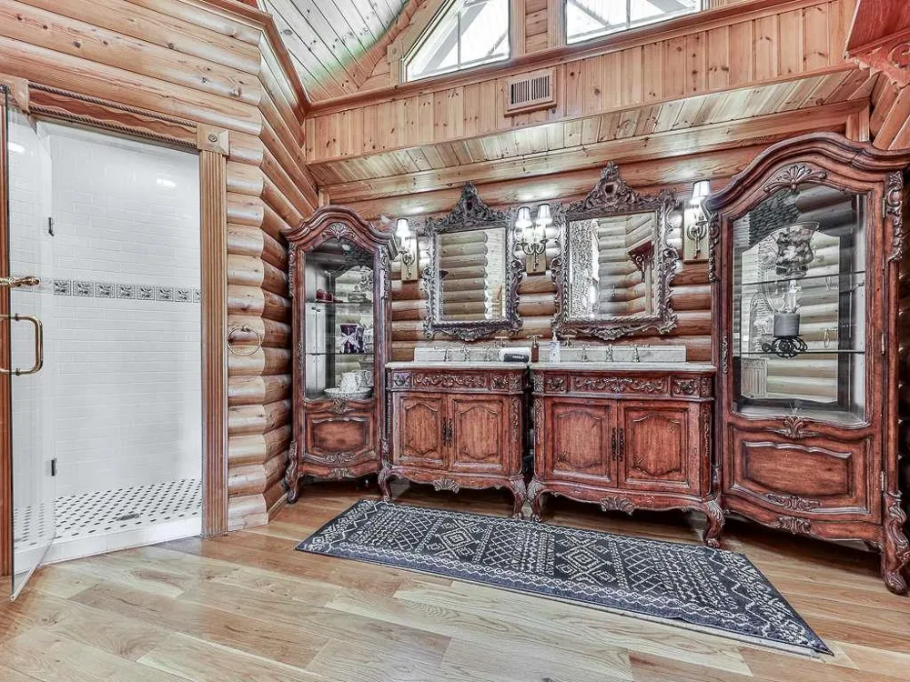201 Mountainside Parkway Ellijay, GA 30536