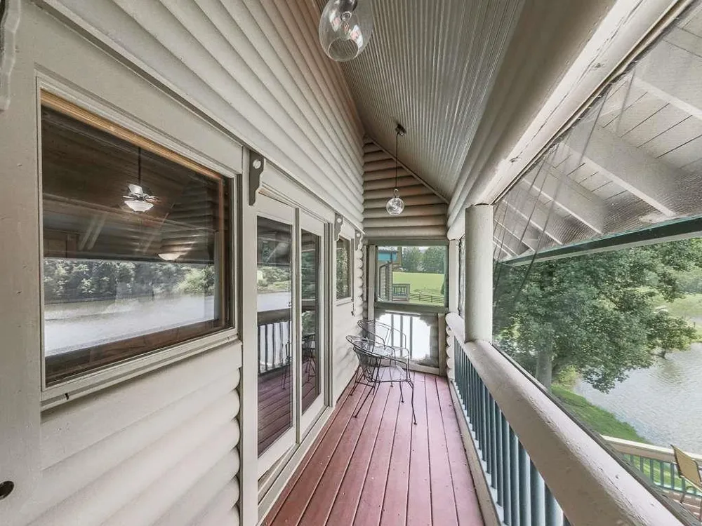 201 Mountainside Parkway Ellijay, GA 30536