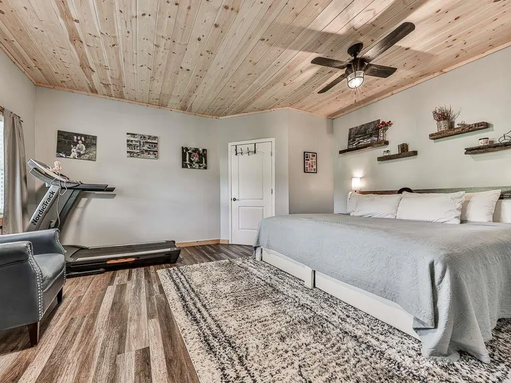 201 Mountainside Parkway Ellijay, GA 30536