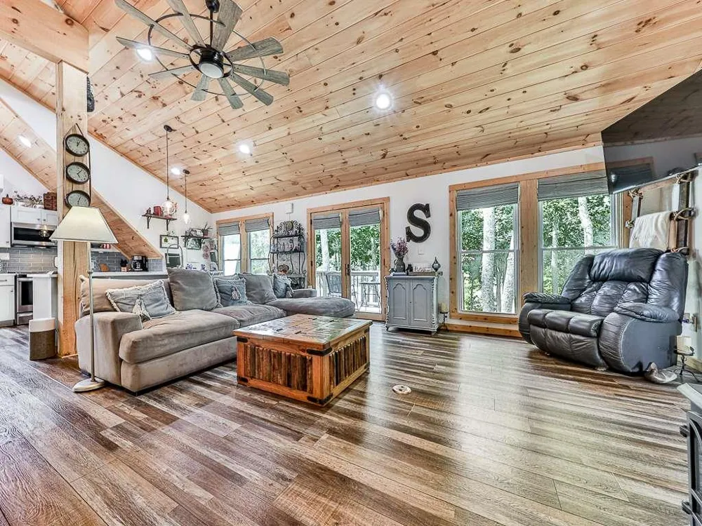 201 Mountainside Parkway Ellijay, GA 30536