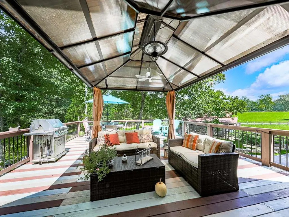 201 Mountainside Parkway Ellijay, GA 30536