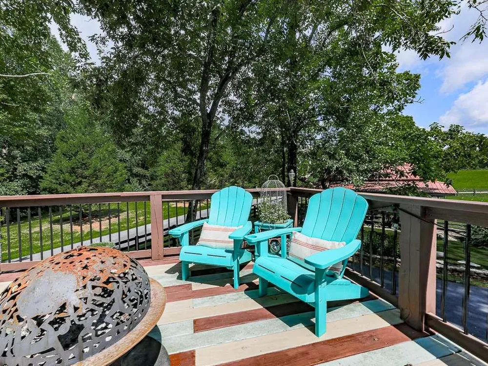201 Mountainside Parkway Ellijay, GA 30536