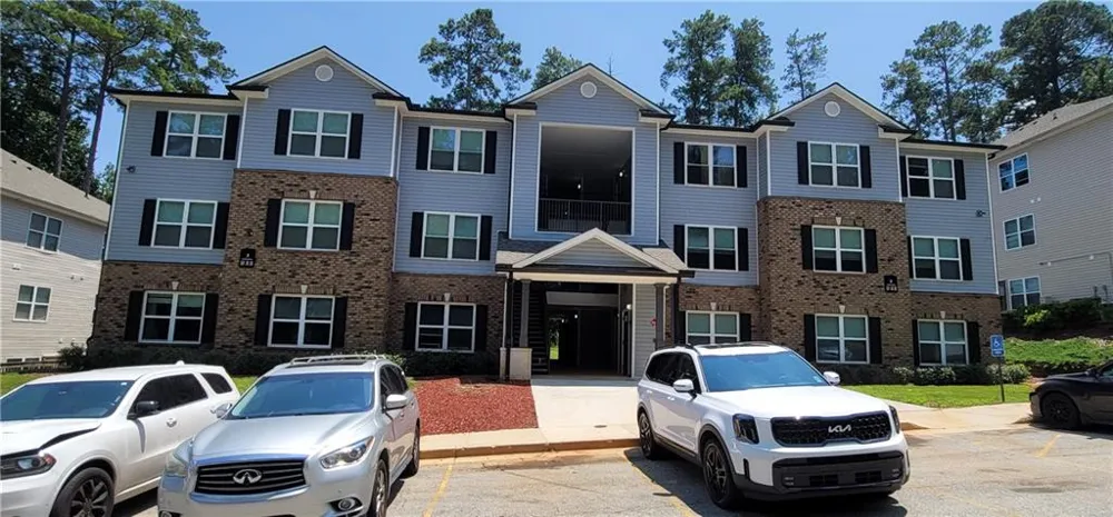 3103 Fairington Village Drive Lithonia, GA 30038