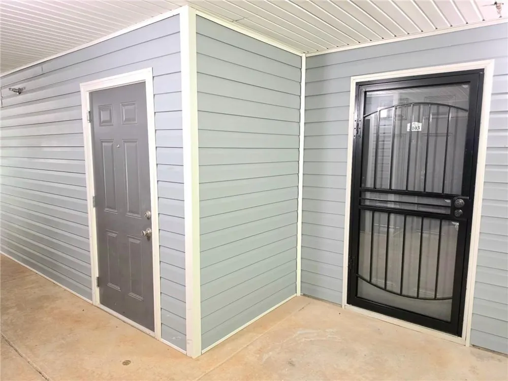 3103 Fairington Village Drive Lithonia, GA 30038