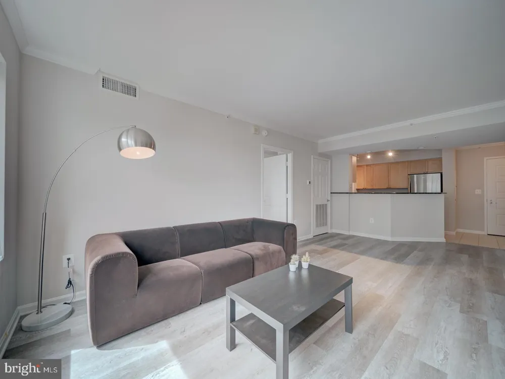 3101 HAMPTON DRIVE #1214 Alexandria, VA 22302