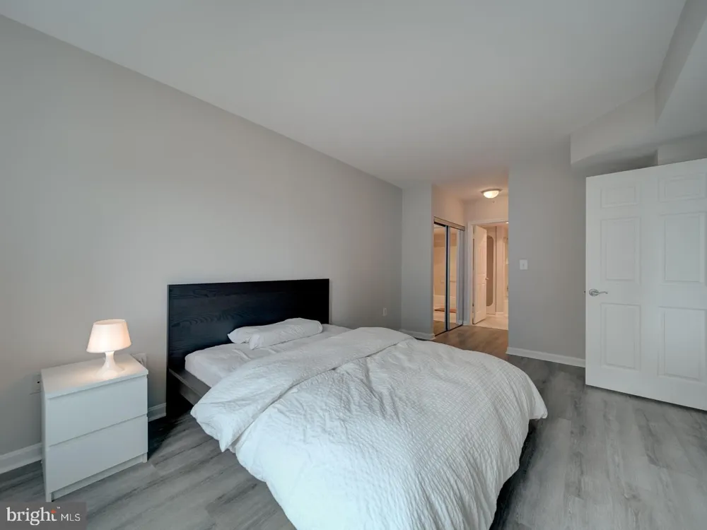 3101 HAMPTON DRIVE #1214 Alexandria, VA 22302