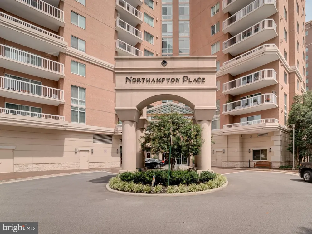 3101 HAMPTON DRIVE #1214 Alexandria, VA 22302