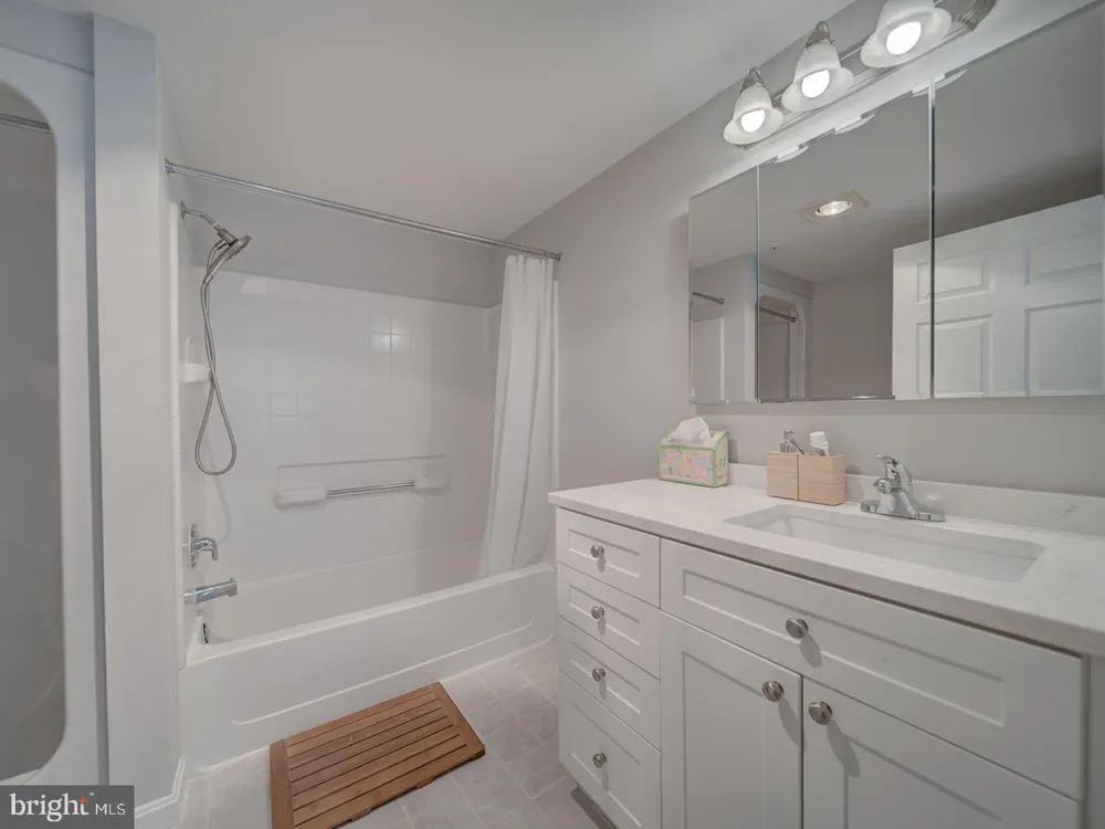 3101 HAMPTON DRIVE #1214 Alexandria, VA 22302