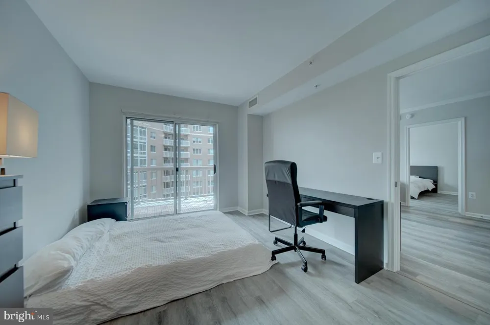 3101 HAMPTON DRIVE #1214 Alexandria, VA 22302