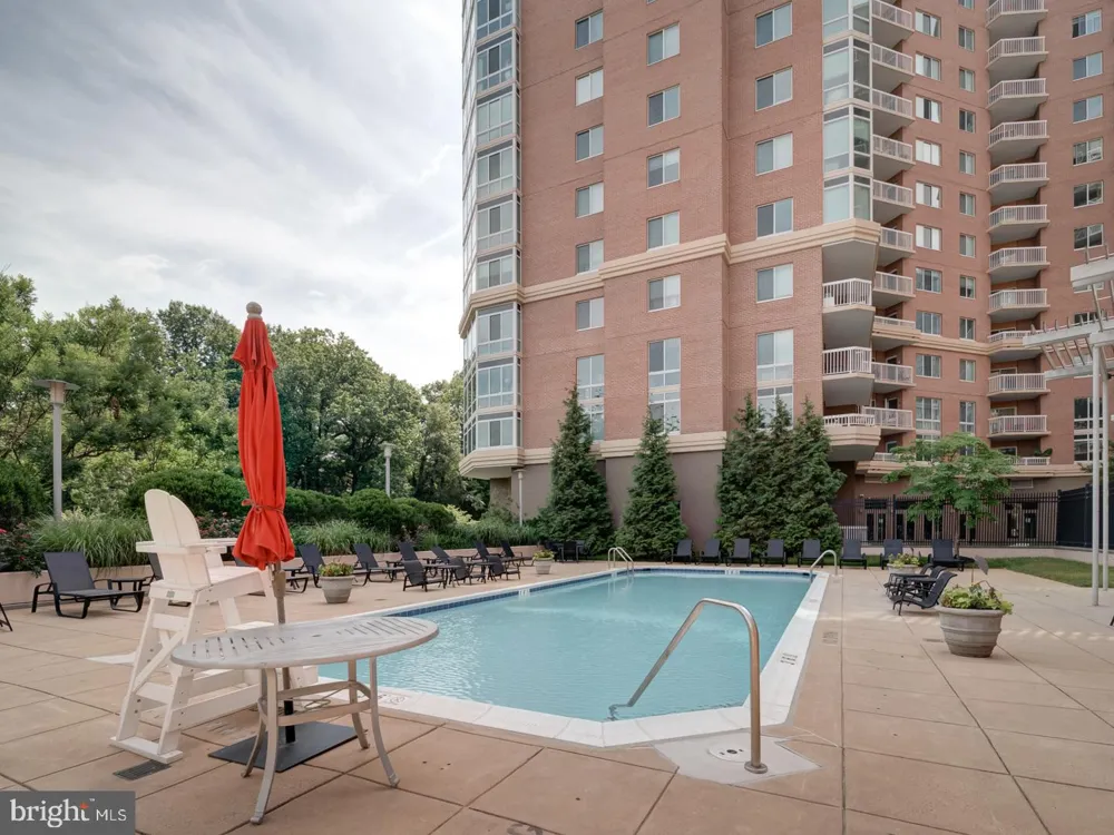 3101 HAMPTON DRIVE #1214 Alexandria, VA 22302