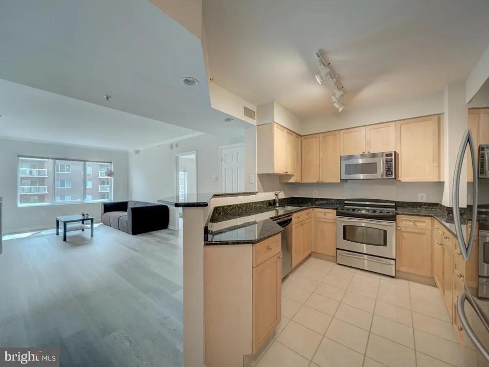 3101 HAMPTON DRIVE #1214 Alexandria, VA 22302