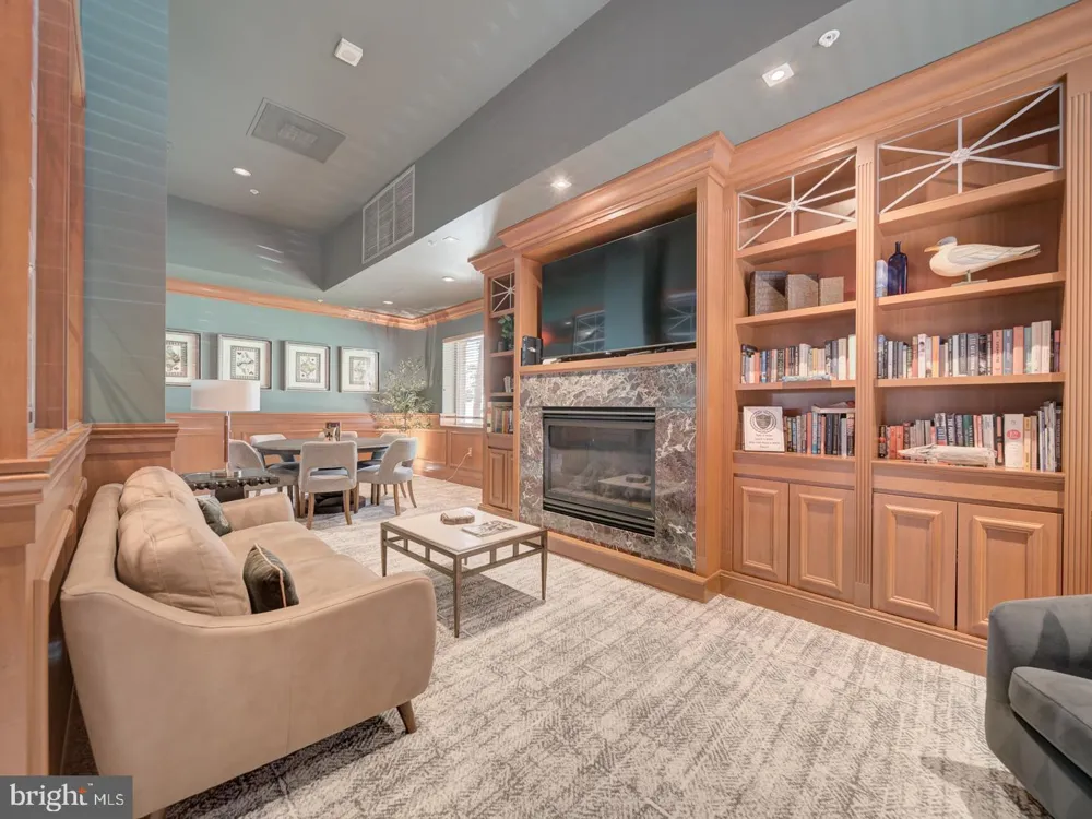 3101 HAMPTON DRIVE #1214 Alexandria, VA 22302