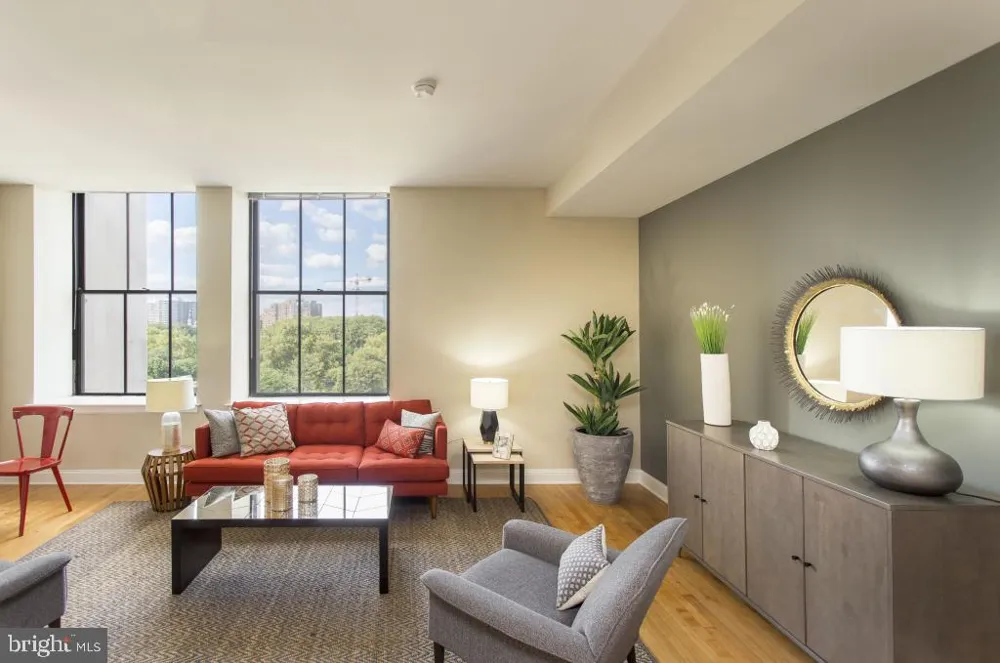 230 21ST STREET #706 Philadelphia, PA 19103