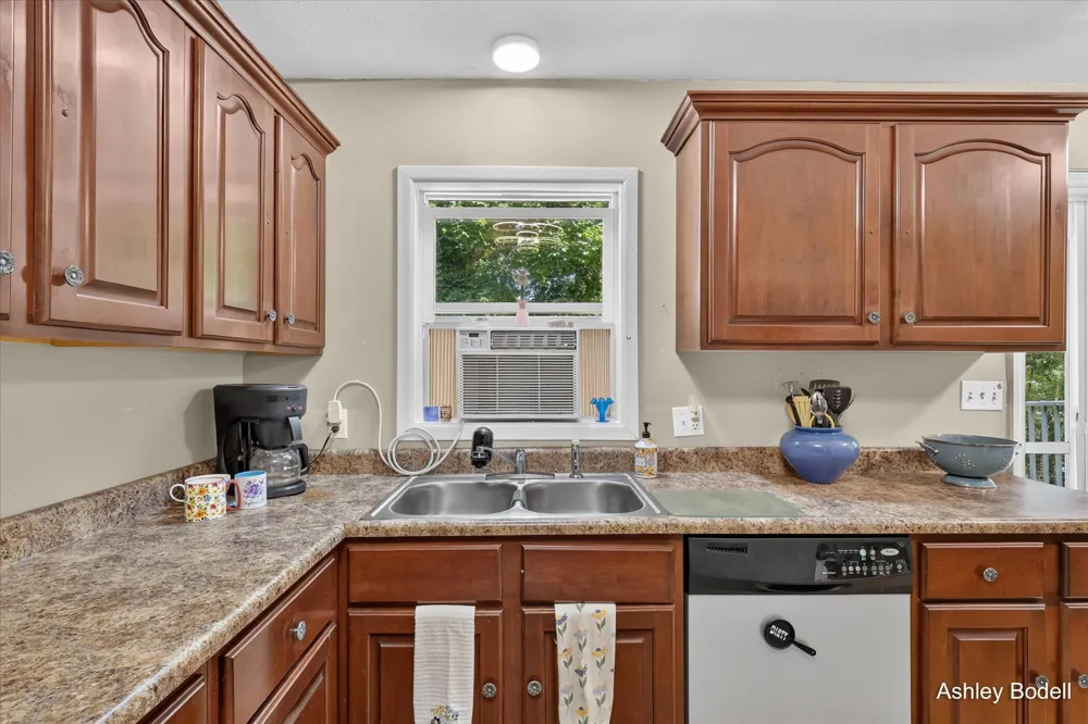 1448 Baywicke Drive SE Lowell, MI 49331