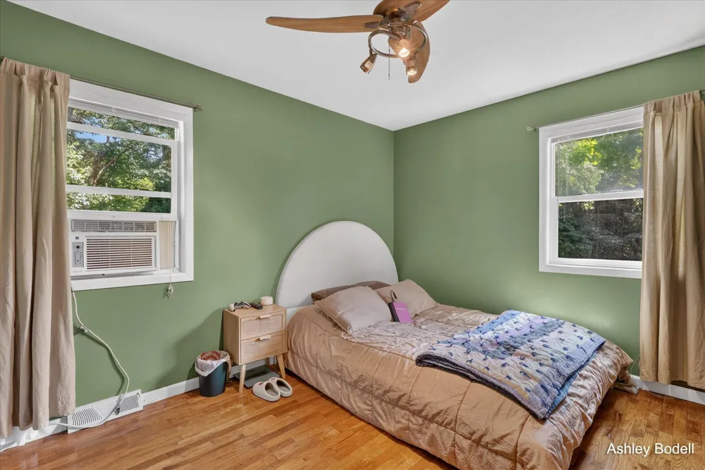 1448 Baywicke Drive SE Lowell, MI 49331