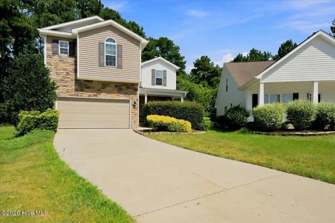 106 Lightwater Court