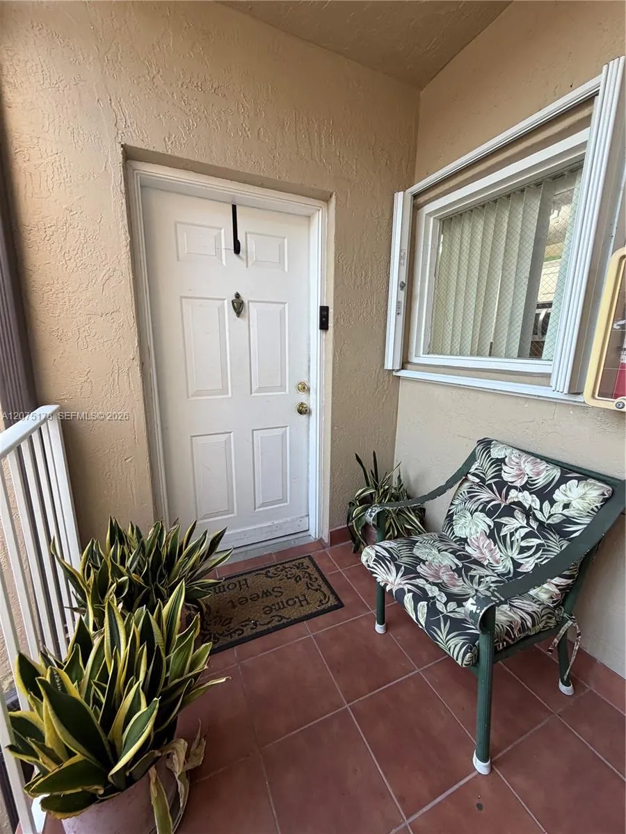 15771 SW 137th Ave #201 Miami, FL 33177