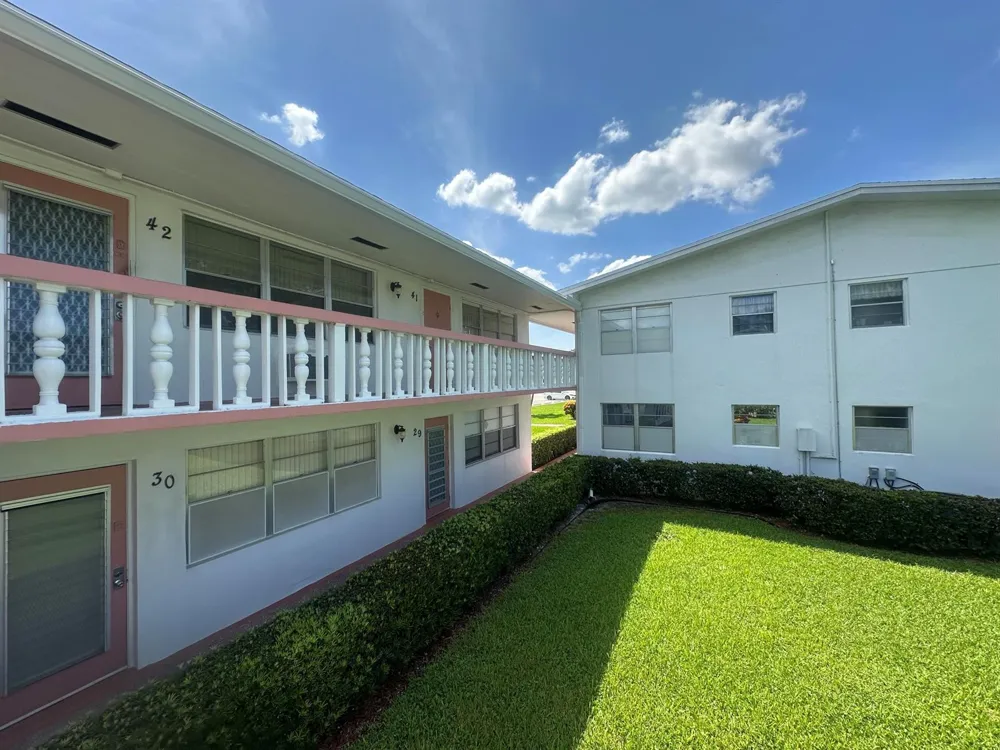 41 Lyndhurst B #Unit 41 Deerfield Beach, FL 33442