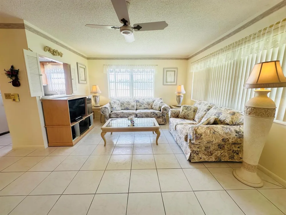 41 Lyndhurst B #Unit 41 Deerfield Beach, FL 33442