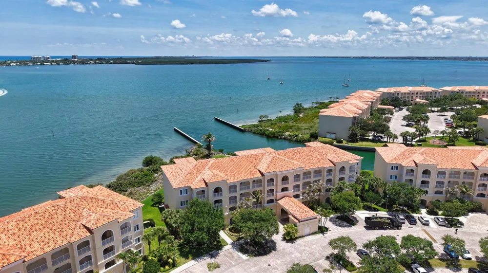3 HARBOUR ISLE DRIVE E #303 Fort Pierce, FL 34949