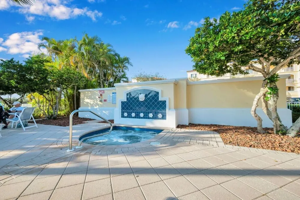 3 HARBOUR ISLE DRIVE E #303 Fort Pierce, FL 34949