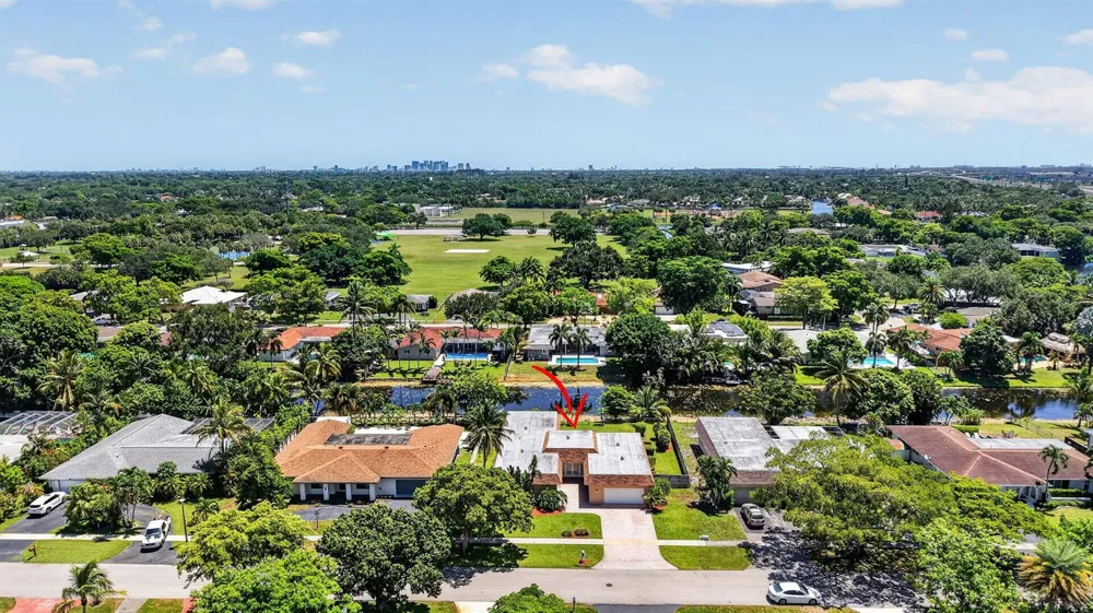 1820 SW 67th Terrace Plantation, FL 33317
