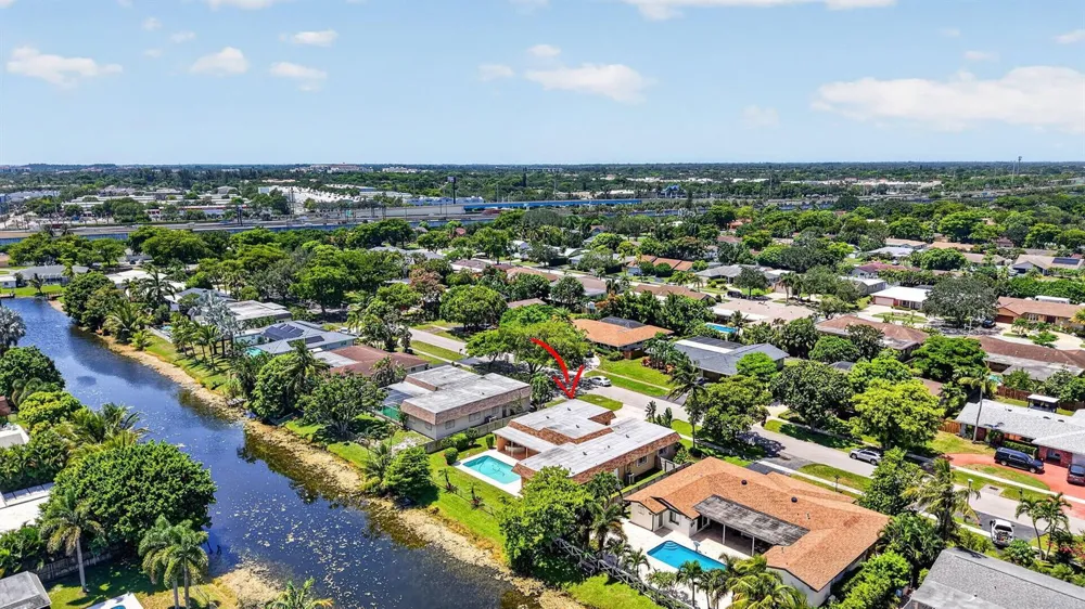 1820 SW 67th Terrace Plantation, FL 33317