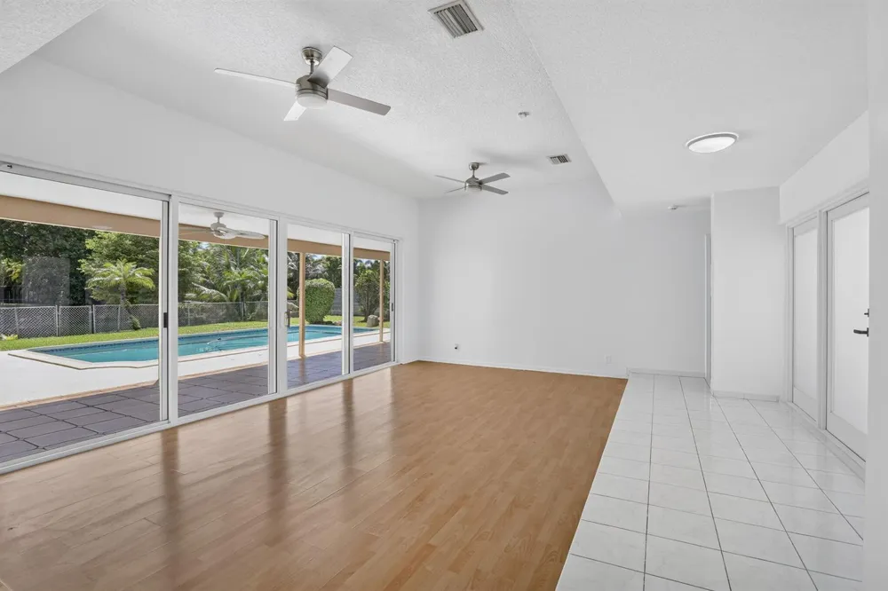1820 SW 67th Terrace Plantation, FL 33317