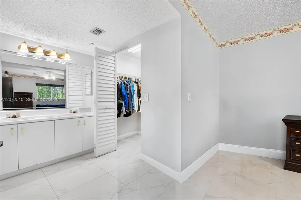 1651 SW 127th Ave #212A Pembroke Pines, FL 33027