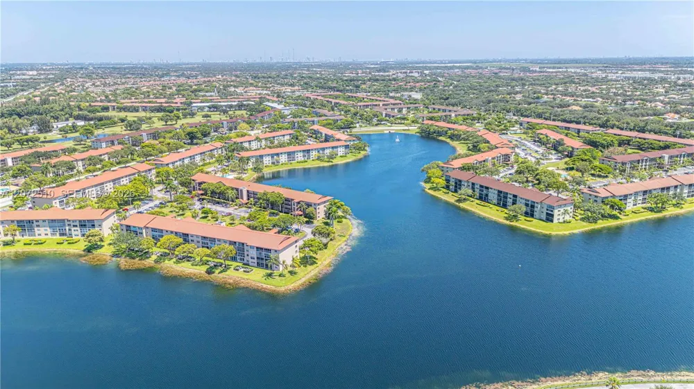 1651 SW 127th Ave #212A Pembroke Pines, FL 33027