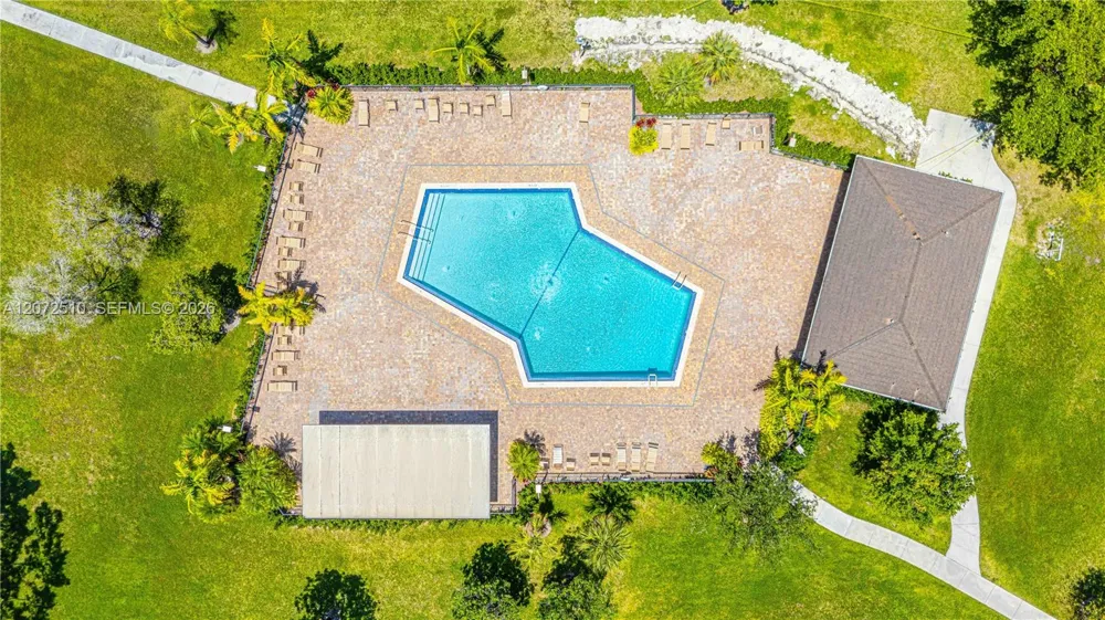 1651 SW 127th Ave #212A Pembroke Pines, FL 33027