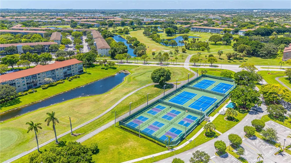 1651 SW 127th Ave #212A Pembroke Pines, FL 33027