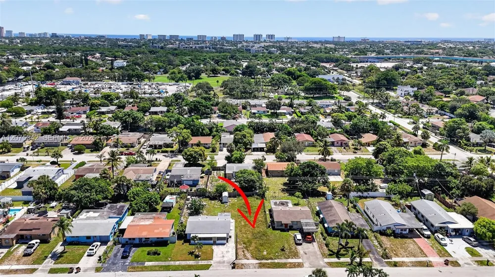 600 NW 2nd Ter Deerfield Beach, FL 33441