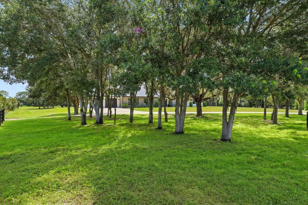 1955 SE 137TH WAY Okeechobee, FL 34974