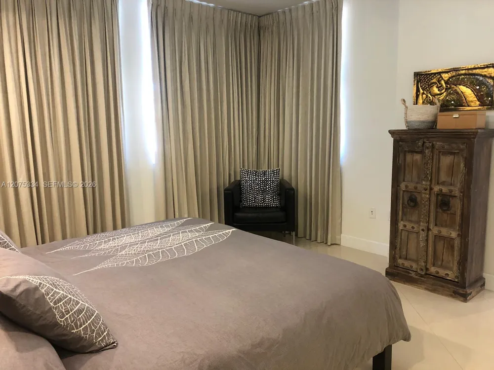 4100 Salzedo St #801 Coral Gables, FL 33146