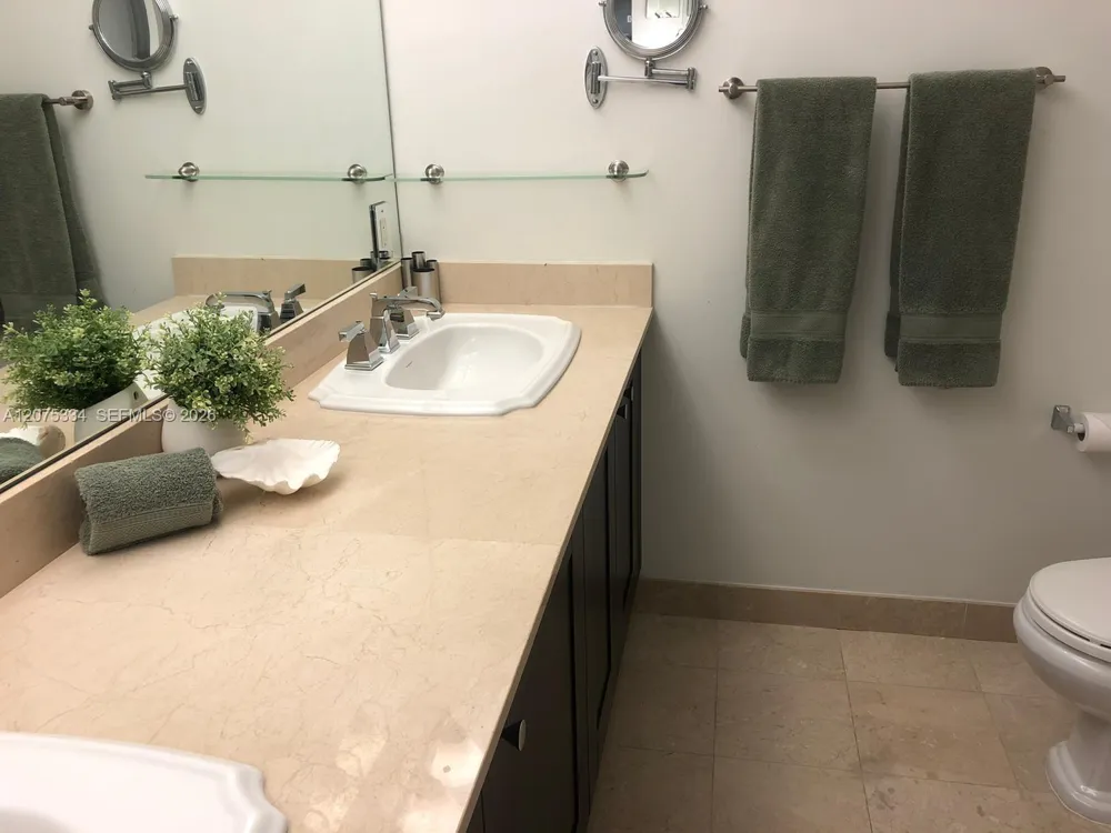 4100 Salzedo St #801 Coral Gables, FL 33146