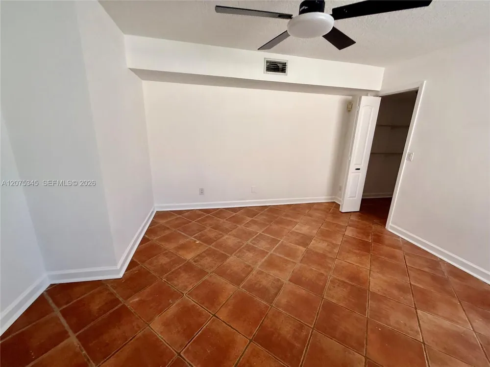 1094 SE 6th Ave #1094 Dania Beach, FL 33004