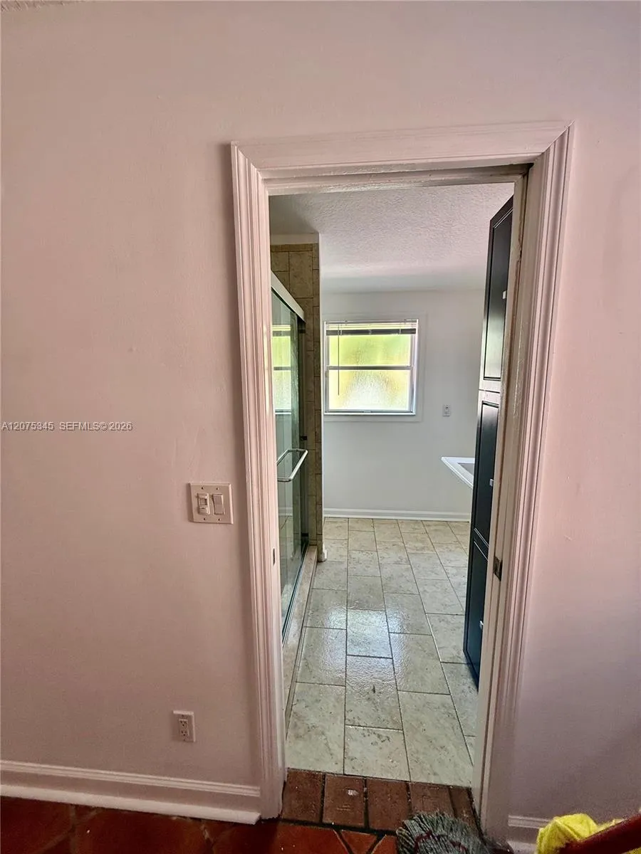 1094 SE 6th Ave #1094 Dania Beach, FL 33004