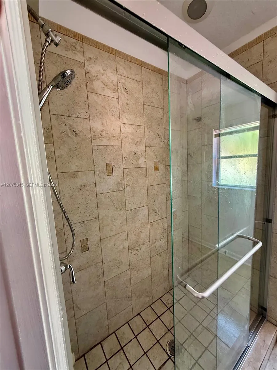 1094 SE 6th Ave #1094 Dania Beach, FL 33004