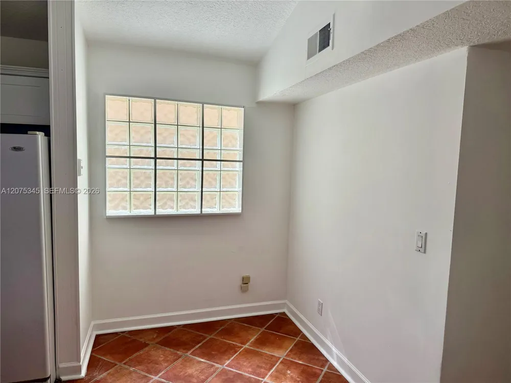 1094 SE 6th Ave #1094 Dania Beach, FL 33004