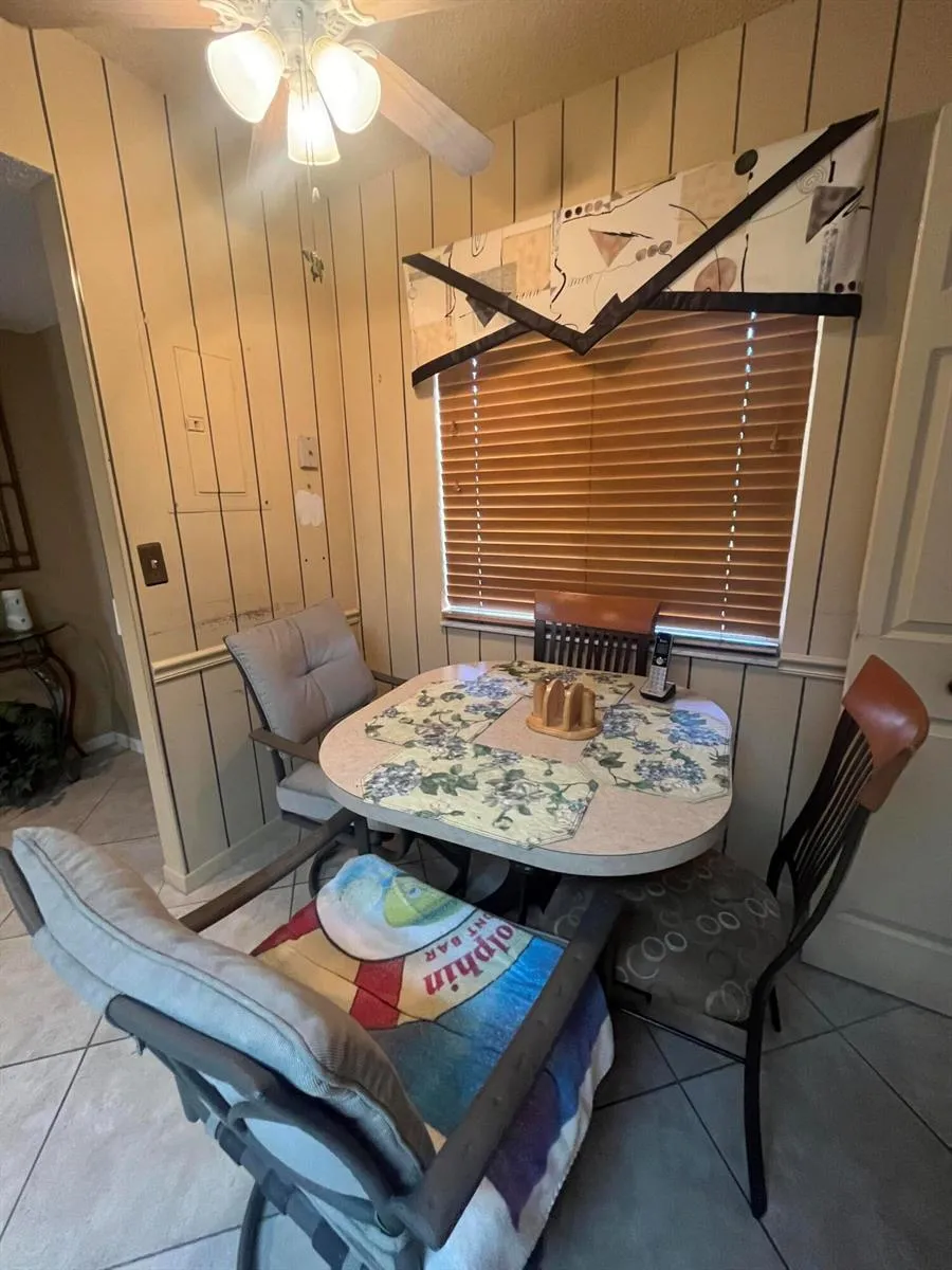 7185 HUNTINGTON LANE #306 Delray Beach, FL 33446