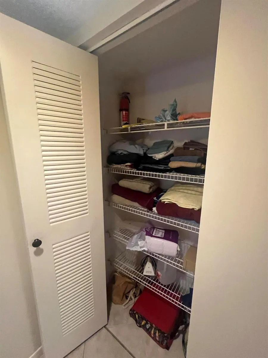 7185 HUNTINGTON LANE #306 Delray Beach, FL 33446