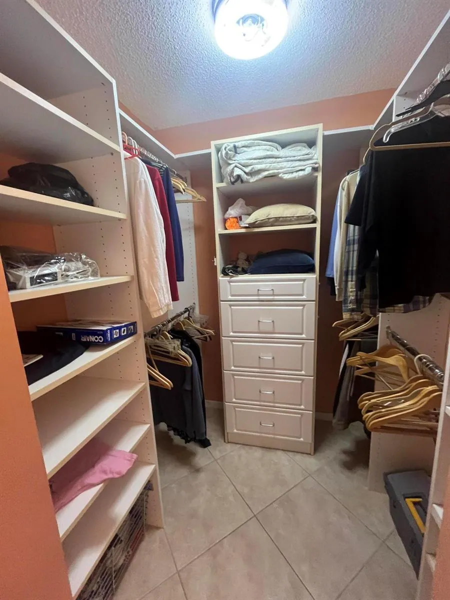 7185 HUNTINGTON LANE #306 Delray Beach, FL 33446