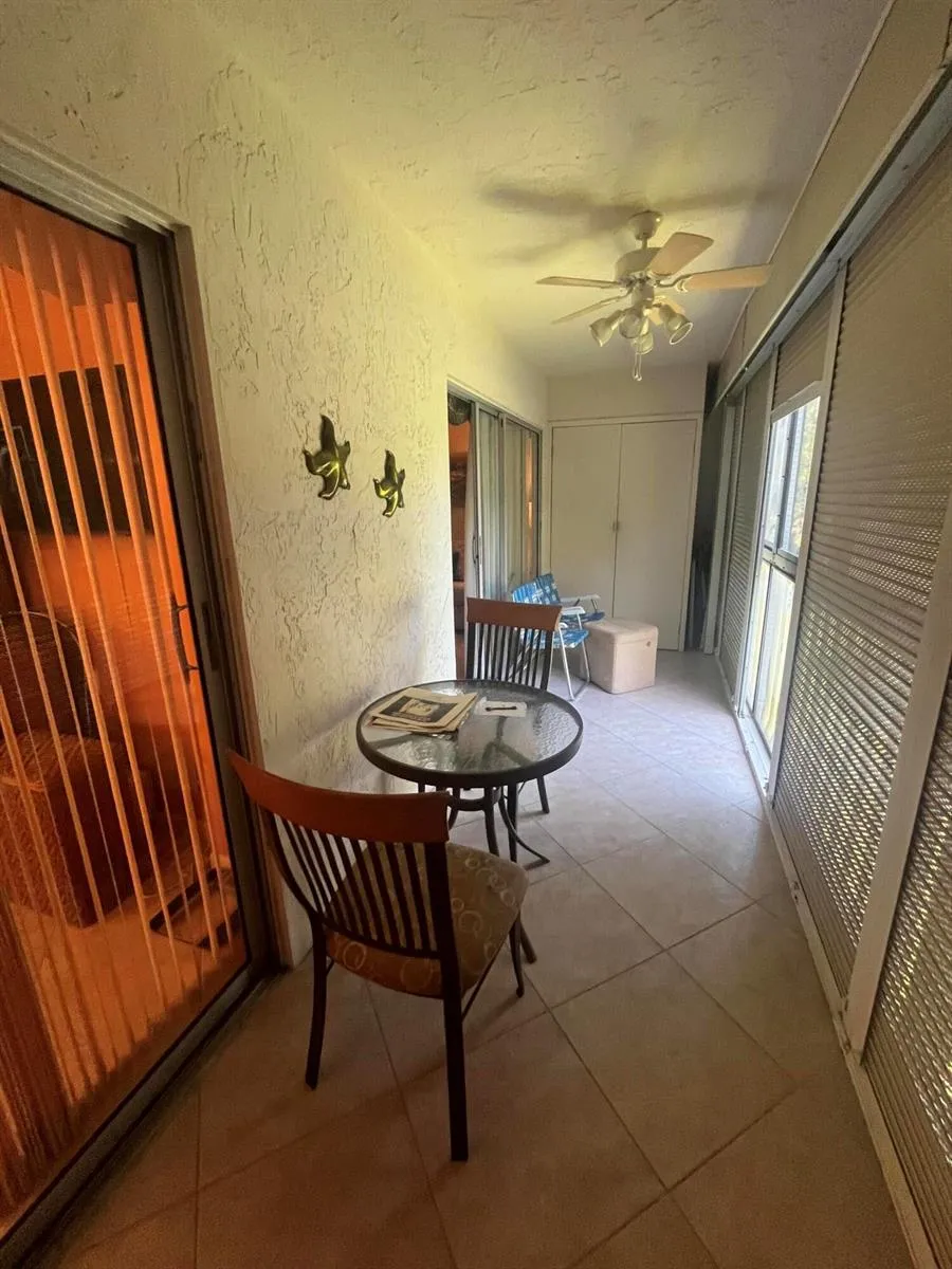 7185 HUNTINGTON LANE #306 Delray Beach, FL 33446
