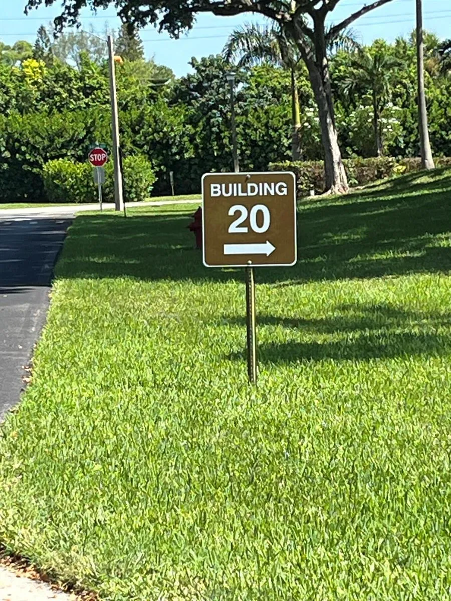 7185 HUNTINGTON LANE #306 Delray Beach, FL 33446