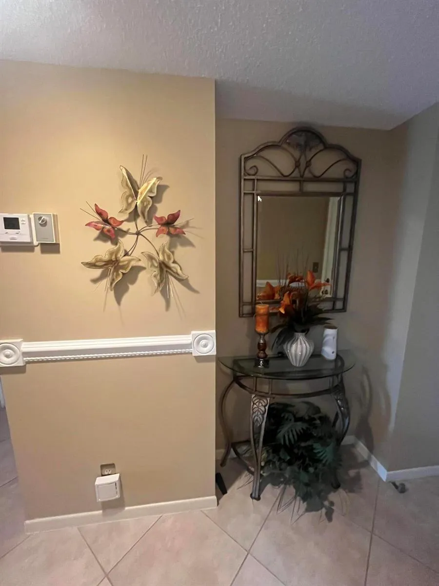 7185 HUNTINGTON LANE #306 Delray Beach, FL 33446