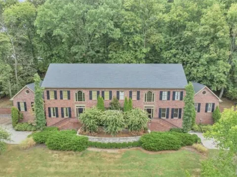 5468 Granny White Pike