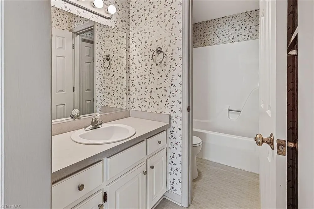 828 Windermere Court #C Asheboro, NC 27203
