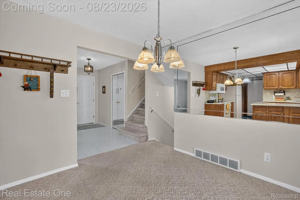 219 Allen Lake Drive White Lake Charter Township, MI 48386